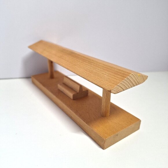 Vintage BRIO Wood Train Station Platform with Bench 8.5" x 3" - Picture 3 of 10